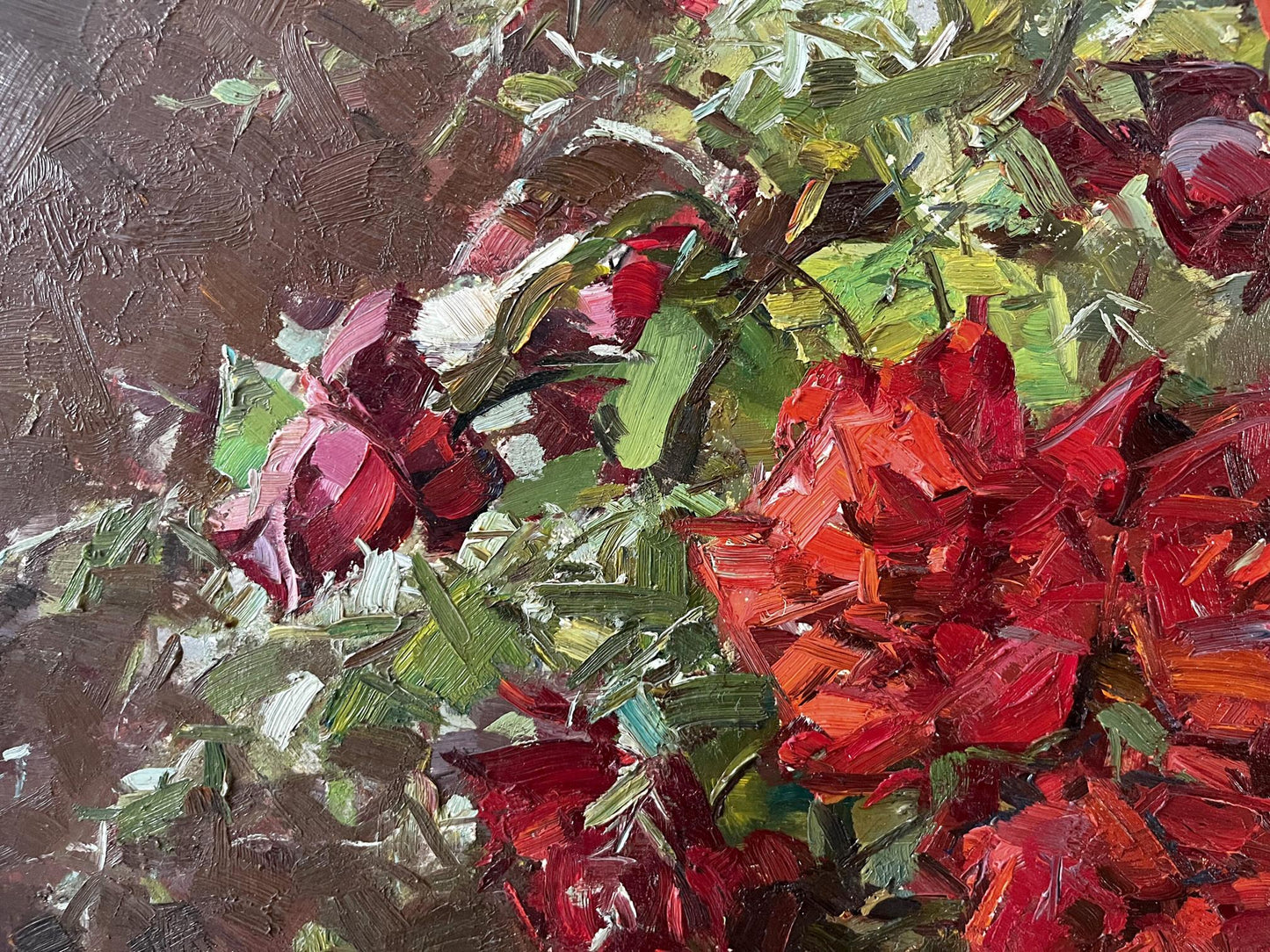 Oil painting Red roses Kompaniets-Kianchenko Nadezhda Dmitrievna