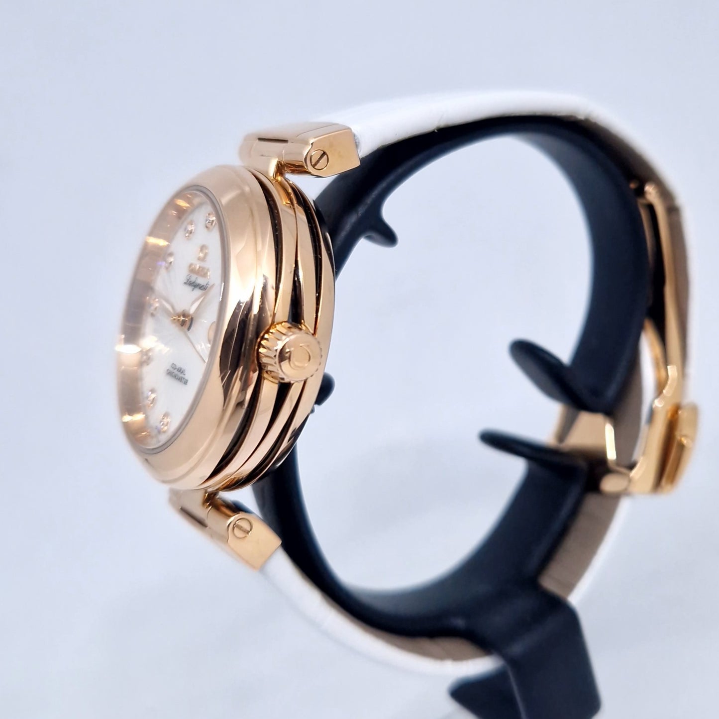 Omega De Ville Ladymatic 425.63.34.20.55.001 Gold 750 Diamonds