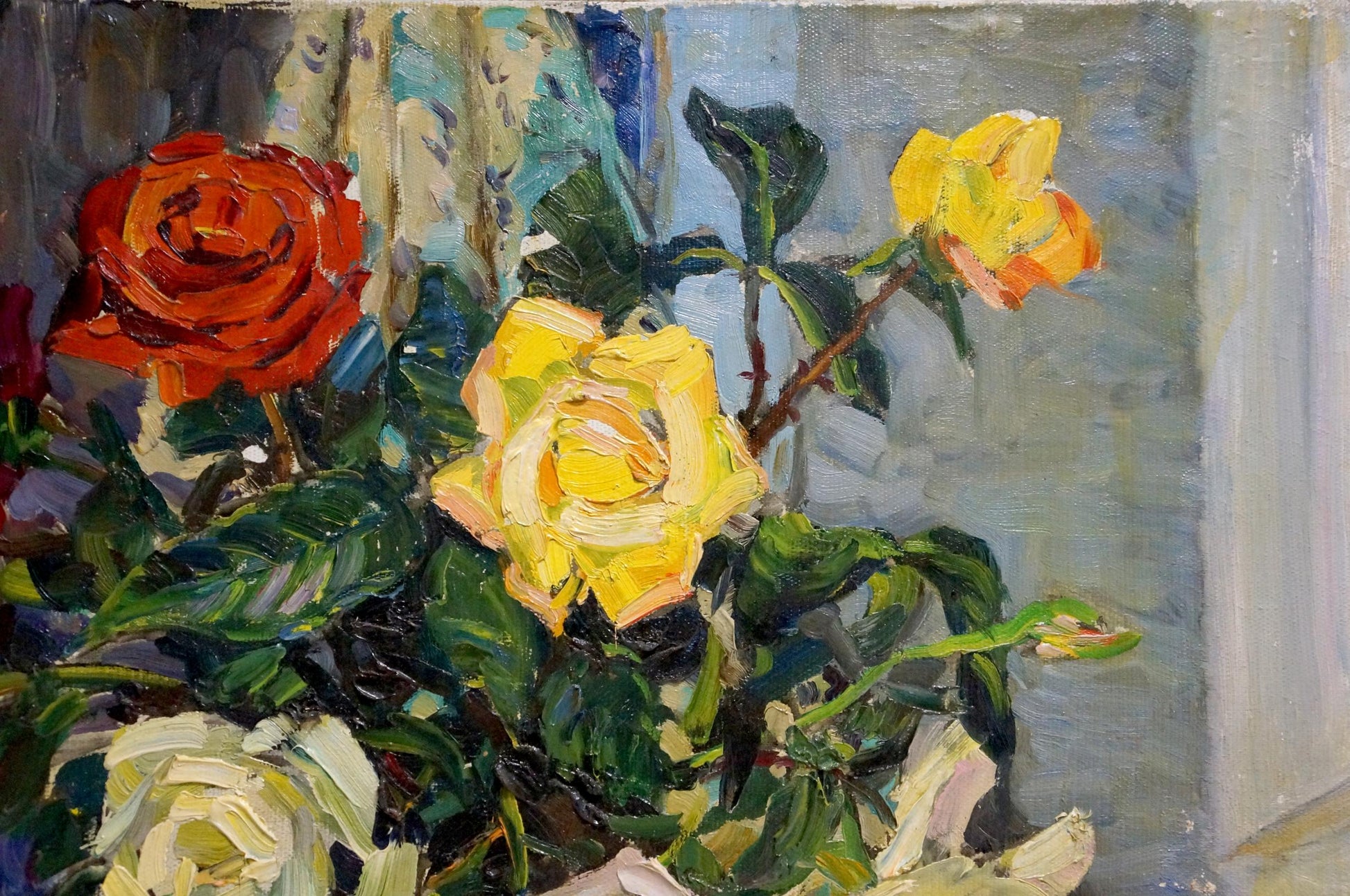 Petr Kolomoitsev's oil artwork featuring roses as a gift