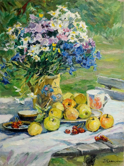 Oil painting Sokolova Zinaida Ivanovna Flowers and fruits nearby